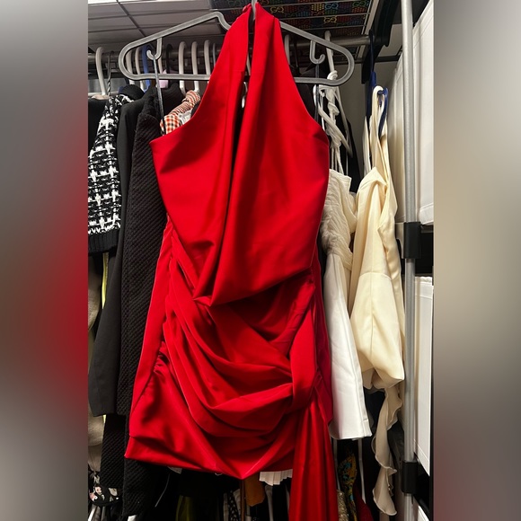 Red satin dress - Picture 3 of 3